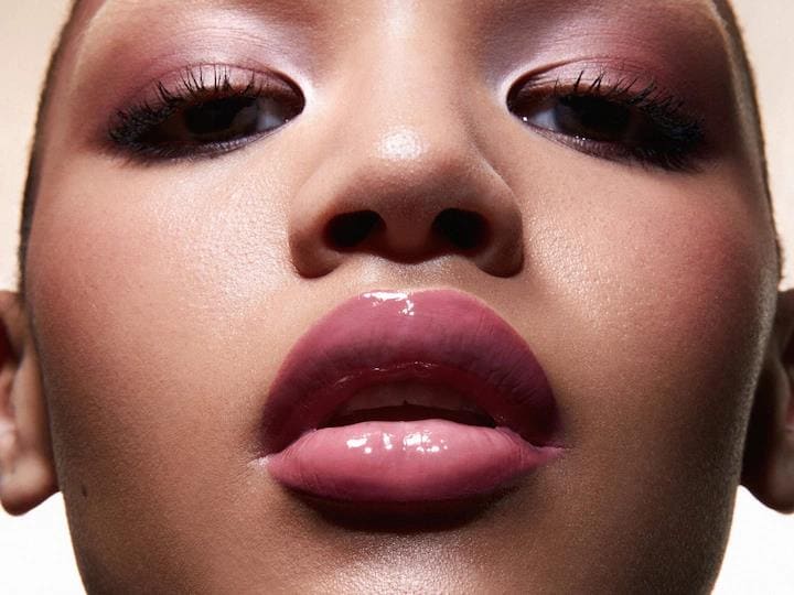 Kylie Cosmetics | Machiaj captivant la DOUGLAS